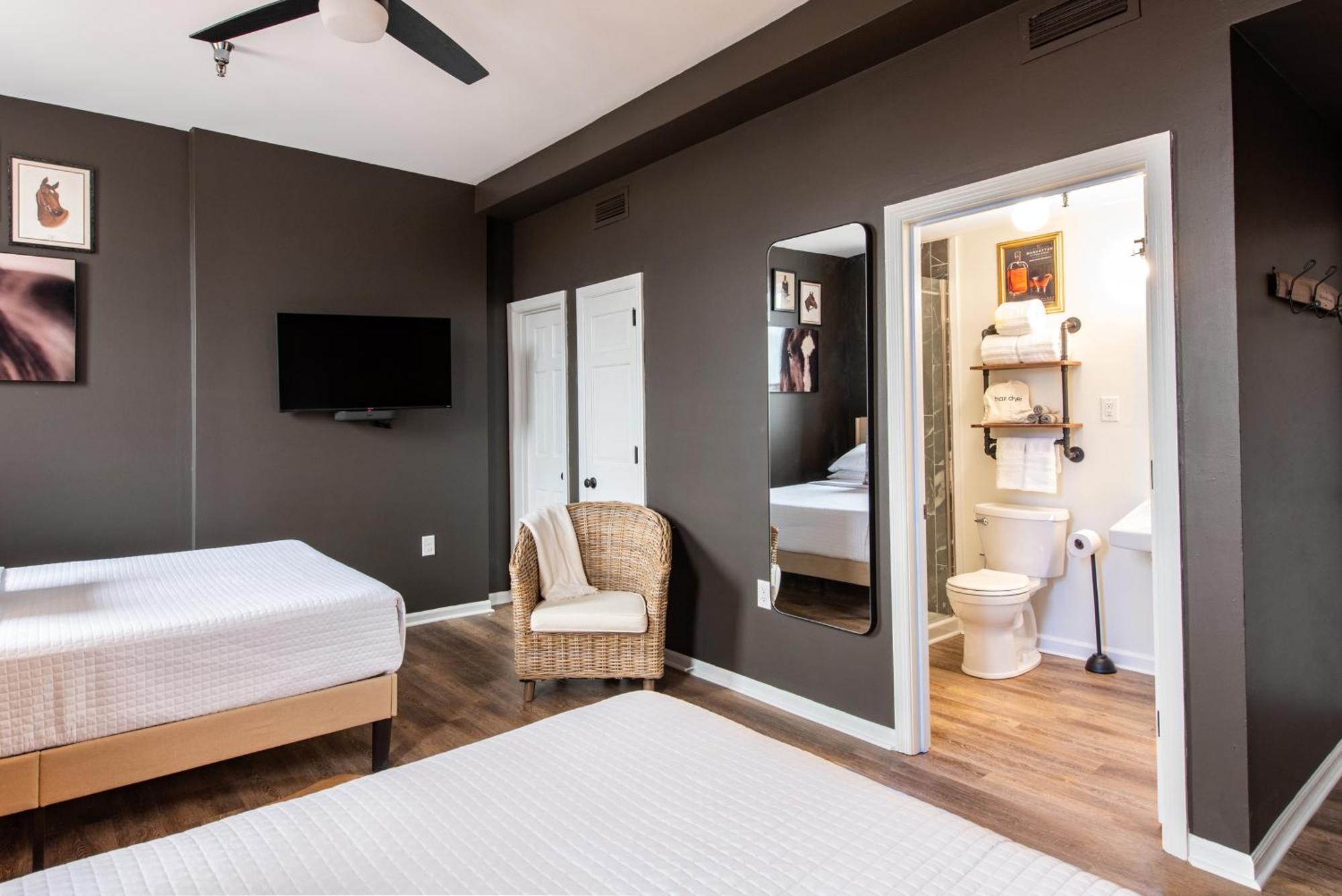 The Woodford Hotel Versailles Oda fotoğraf